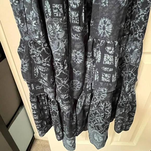 Lauren Ralph Lauren Blue Patterned Maxi Dress - Picture 5 of 12